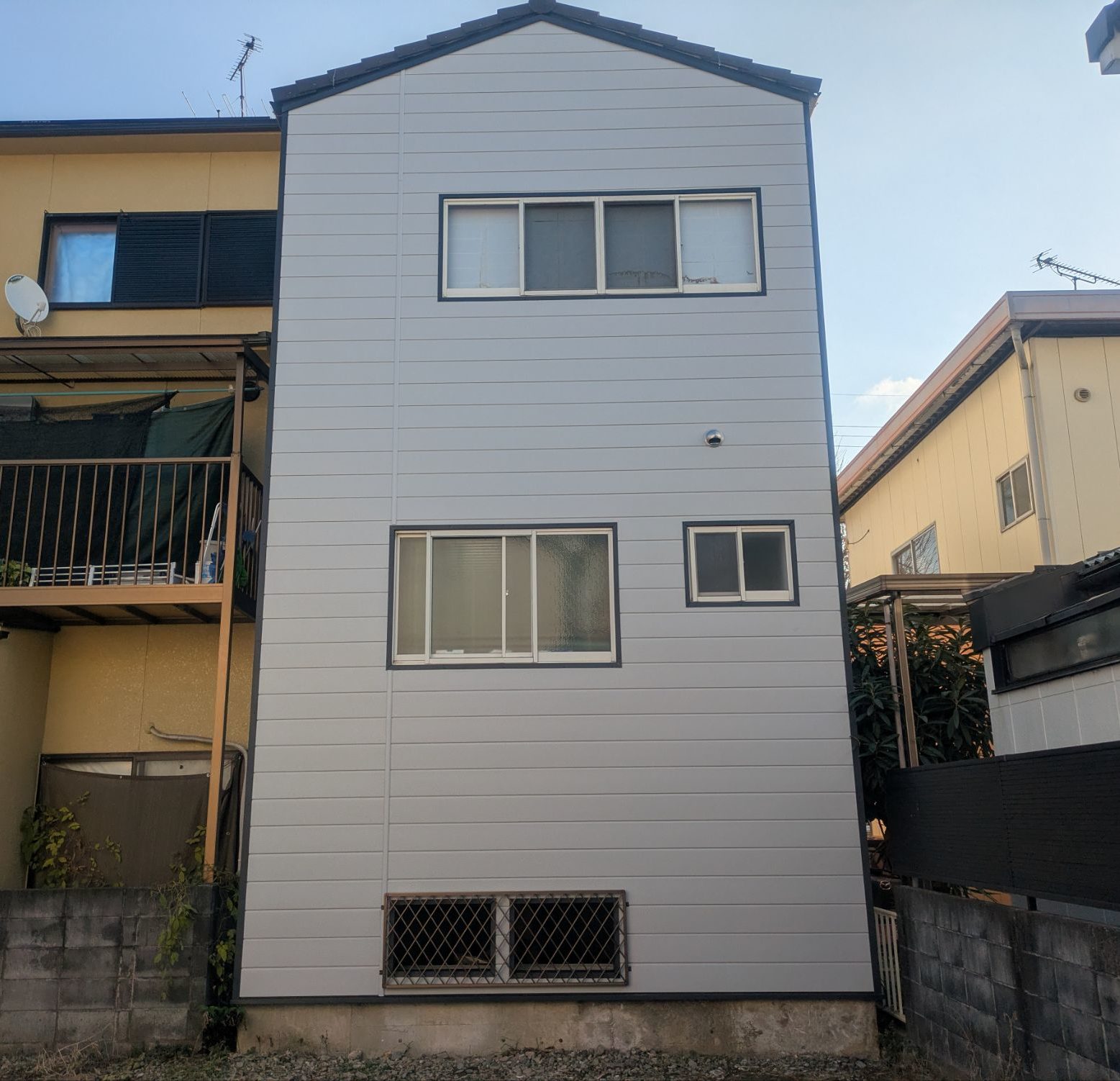 京都市西京区｜外壁カバー工法による改修工事例｜京都の狭小地での対応